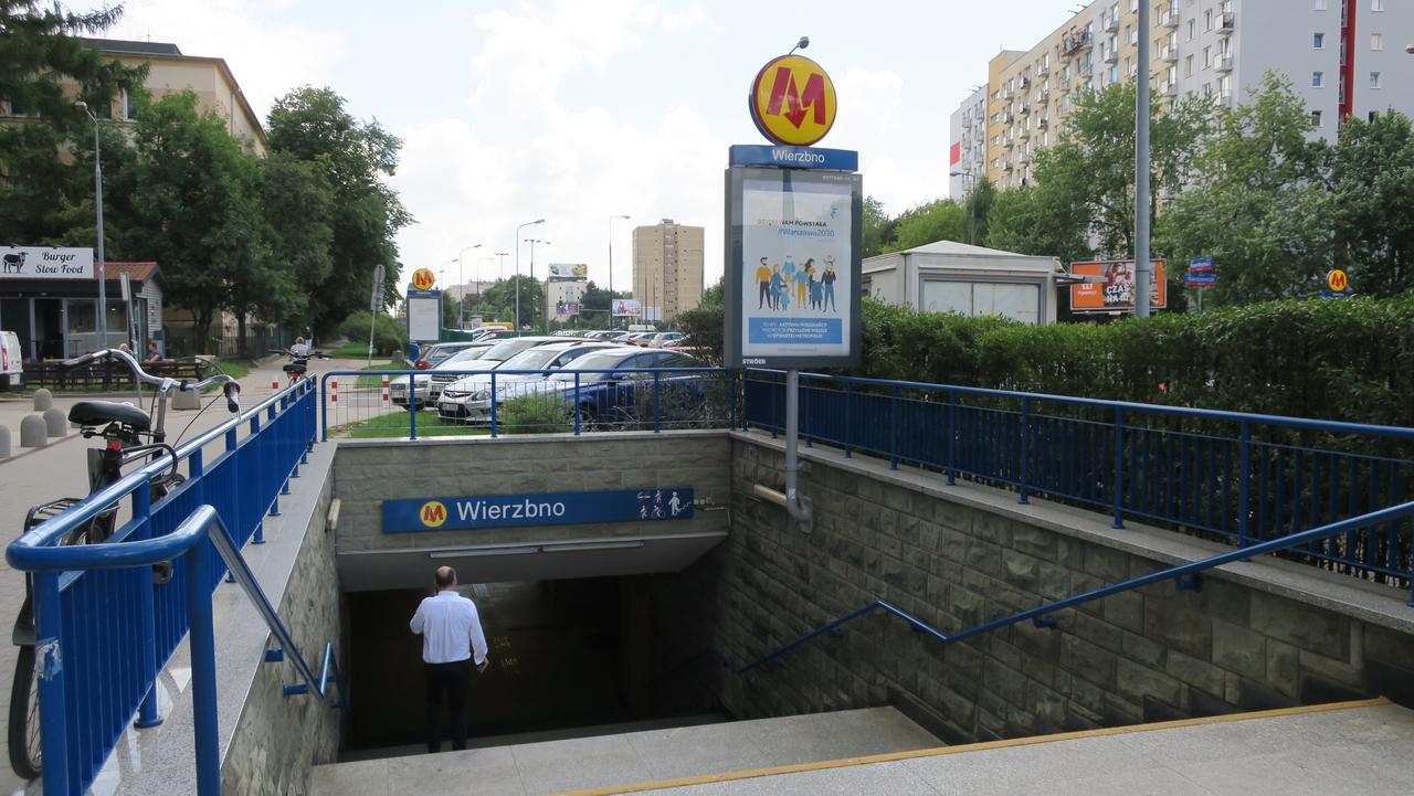 وارسو Wierzbno Hostel المظهر الخارجي الصورة